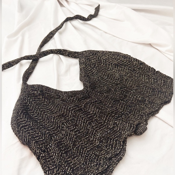 black and golden crop top - Picture 1 of 2